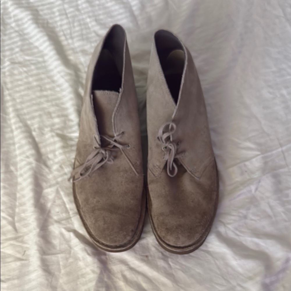 Men's Tan Suede Chukka Boots